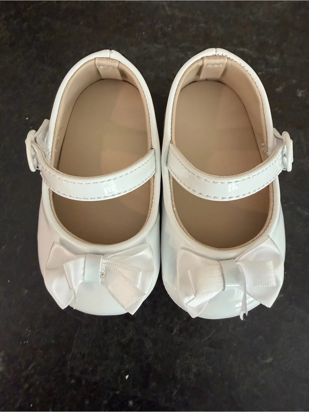 Baby Deer elegant white